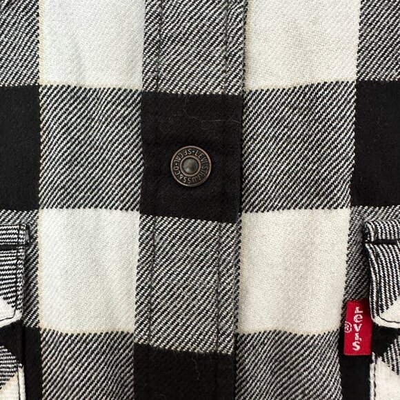 LEVIS WOMEN'S BLACK WHITE PLAID NFL ORLEANS SAINTS SNAP BUTTON UP SHIRT SIZE XL - Picture 8 of 12